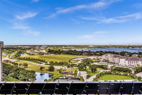 Condo in West Palm Beach, Florida, 2 bedrooms  № 1951054 - photo 22