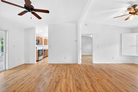 Villa ou maison à vendre à Hawthorne, Floride: 3 chambres, 135.27 m2 № 2129723 - photo 7