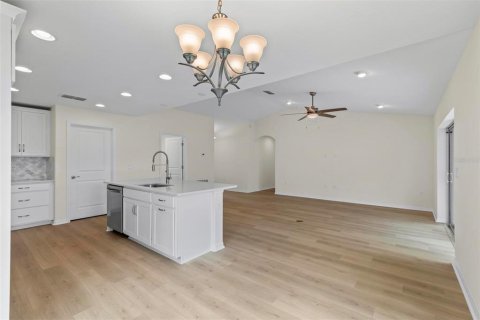 House in Palm Coast, Florida 3 bedrooms, 136.29 sq.m. № 1767332 - photo 24