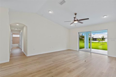 House in Palm Coast, Florida 3 bedrooms, 136.29 sq.m. № 1767332 - photo 27