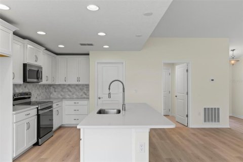 House in Palm Coast, Florida 3 bedrooms, 136.29 sq.m. № 1767332 - photo 18
