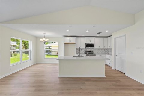 House in Palm Coast, Florida 3 bedrooms, 136.29 sq.m. № 1767332 - photo 16