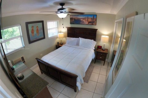 Apartamento en alquiler en Hollywood, Florida, 1 dormitorio, 197.14 m2 № 1937647 - foto 3