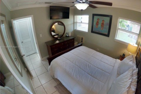 Apartamento en alquiler en Hollywood, Florida, 1 dormitorio, 197.14 m2 № 1937647 - foto 11