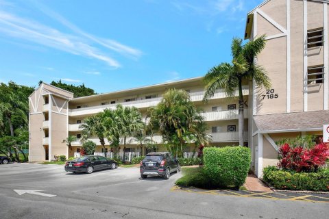 Condo in Delray Beach, Florida, 2 bedrooms № 2172732