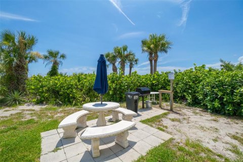 Condo in Cocoa Beach, Florida, 1 bedroom  № 1777916 - photo 21