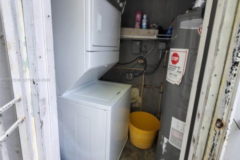 Купить коммерческую недвижимость в Майами, Флорида 114.83м2, № 2031041 - фото 20