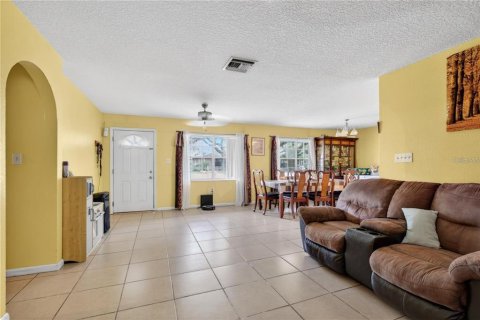 Villa ou maison à vendre à Mount Dora, Floride: 3 chambres, 138.24 m2 № 2092856 - photo 8