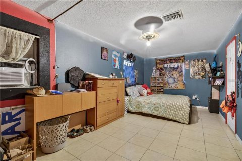Villa ou maison à vendre à Mount Dora, Floride: 3 chambres, 138.24 m2 № 2092856 - photo 13