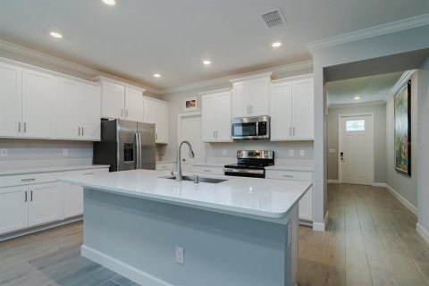 House in Land O' Lakes, Florida 3 bedrooms, 198.9 sq.m. № 1523189 - photo 6