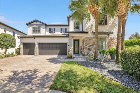 House in Orlando, Florida 5 bedrooms, 392.23 sq.m. № 2277229