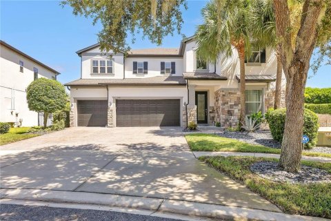 House in Orlando, Florida 5 bedrooms, 392.23 sq.m. № 2277229 - photo 3