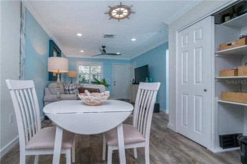 Copropriété à louer à Englewood, Floride: 2 chambres, 80.27 m2 № 213509 - photo 11