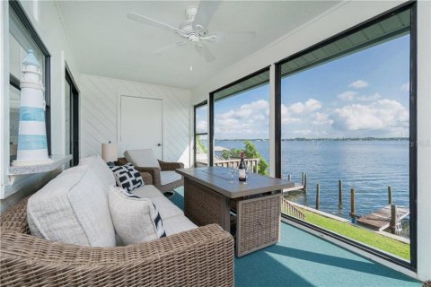 Condominio en alquiler en Englewood, Florida, 2 dormitorios, 80.27 m2 № 213509 - foto 24