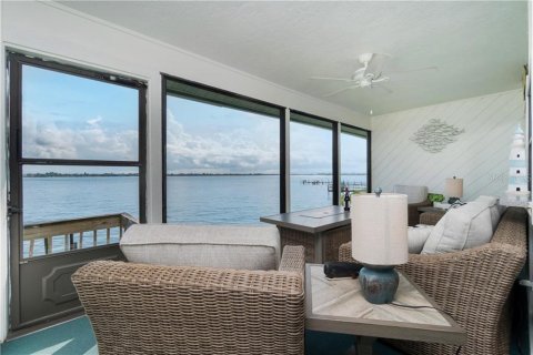 Condominio en alquiler en Englewood, Florida, 2 dormitorios, 80.27 m2 № 213509 - foto 25