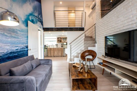 Отель, гостиница в Форт-Лодердейл, Флорида № 2029677