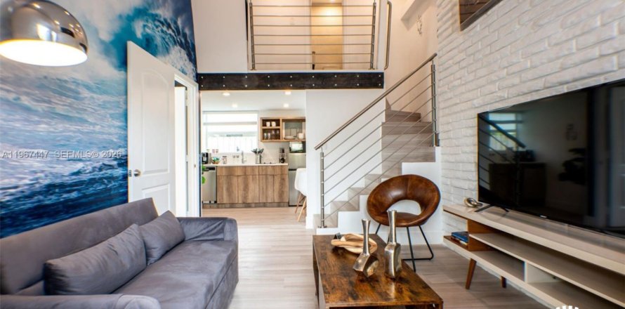 Отель, гостиница в Форт-Лодердейл, Флорида № 2029677