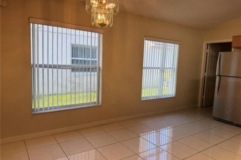 Villa ou maison à louer à Kissimmee, Floride: 4 chambres, 179.21 m2 № 2389261 - photo 15