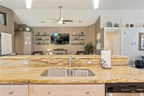 Casa en venta en Spring Hill, Florida, 3 dormitorios, 221.57 m2 № 1829239 - foto 14