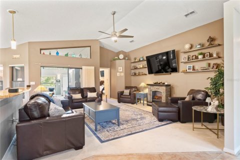 Casa en venta en Spring Hill, Florida, 3 dormitorios, 221.57 m2 № 1829239 - foto 8