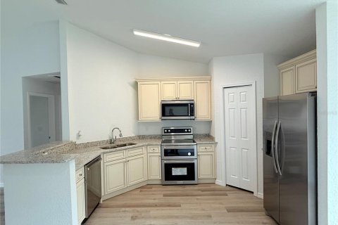 House in Ocala, Florida 3 bedrooms, 125.33 sq.m. № 1841683 - photo 4