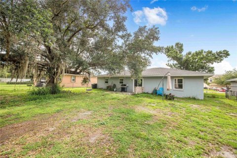 Villa ou maison à vendre à Poinciana, Floride: 2 chambres, 100.52 m2 № 2148599 - photo 18