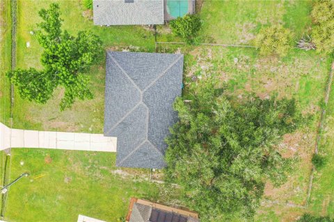 Villa ou maison à vendre à Poinciana, Floride: 2 chambres, 100.52 m2 № 2148599 - photo 25