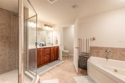 Condo in Daytona Beach Shores, Florida, 3 bedrooms  № 2198316 - photo 19