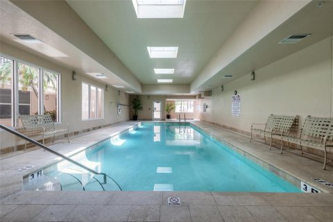 Condo in Daytona Beach Shores, Florida, 3 bedrooms  № 2198316 - photo 27