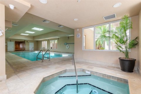 Condo in Daytona Beach Shores, Florida, 3 bedrooms  № 2198316 - photo 28