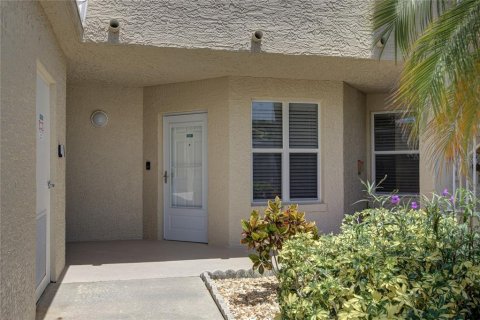 Condominio en alquiler en New Smyrna Beach, Florida, 2 dormitorios, 156.17 m2 № 1866657 - foto 1