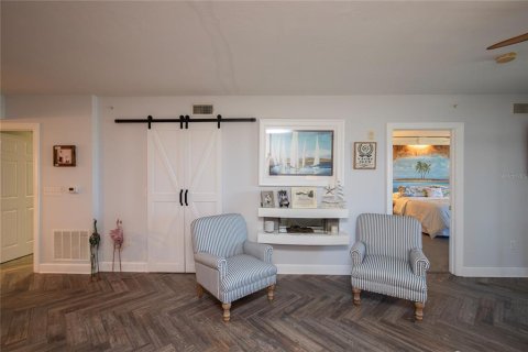 Condominio en alquiler en New Smyrna Beach, Florida, 2 dormitorios, 156.17 m2 № 1866657 - foto 6