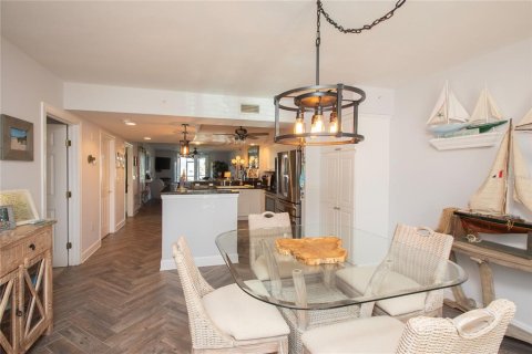 Condominio en alquiler en New Smyrna Beach, Florida, 2 dormitorios, 156.17 m2 № 1866657 - foto 17