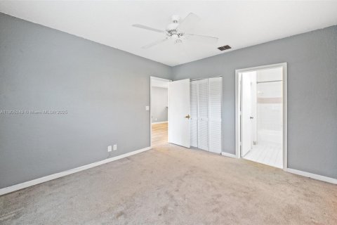 Copropriété à vendre à Sunrise, Floride: 2 chambres, 82.31 m2 № 1966209 - photo 13