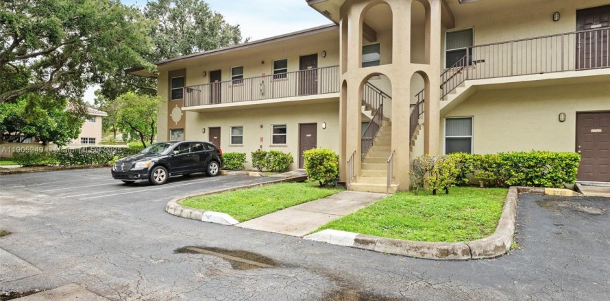 Condo à Sunrise, Floride, 2 chambres  № 1966209