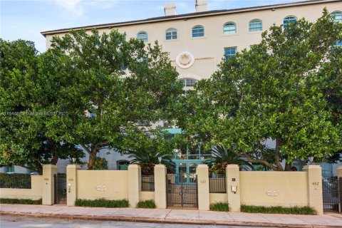 Condo in Coral Gables, Florida, 3 bedrooms  № 1830233 - photo 6