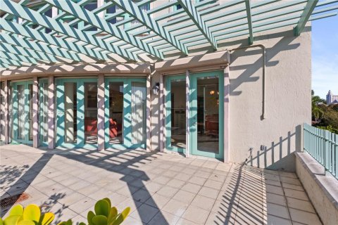 Condo in Coral Gables, Florida, 3 bedrooms  № 1830233 - photo 14