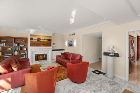 Condo in Coral Gables, Florida, 3 bedrooms  № 1830233 - photo 11