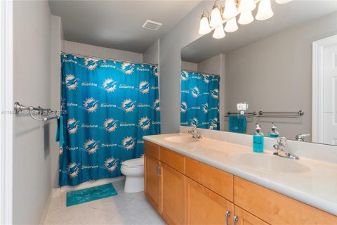 Villa ou maison à vendre à Miramar, Floride: 4 chambres, 274.34 m2 № 1964864 - photo 28