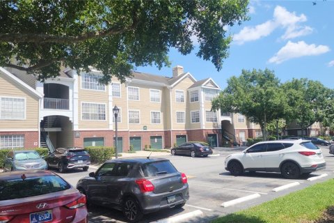 Condo in Orlando, Florida, 1 bedroom  № 1853973 - photo 2