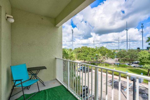 Condo in Jupiter, Florida, 2 bedrooms  № 1079305 - photo 1