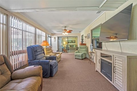 House in Spring Hill, Florida 2 bedrooms, 164.16 sq.m. № 2091601 - photo 25