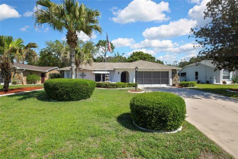 House in Spring Hill, Florida 2 bedrooms, 164.16 sq.m. № 2091601 - photo 30
