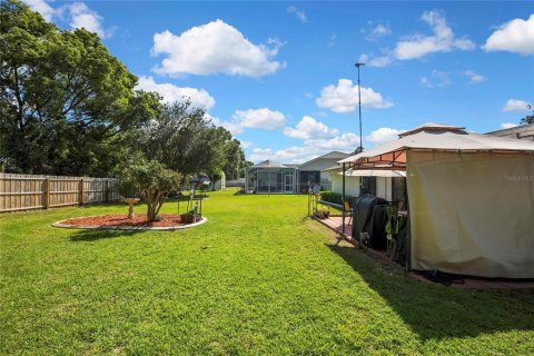 House in Spring Hill, Florida 2 bedrooms, 164.16 sq.m. № 2091601 - photo 28