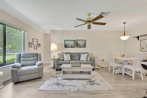 House in Spring Hill, Florida 2 bedrooms, 164.16 sq.m. № 2091601 - photo 16
