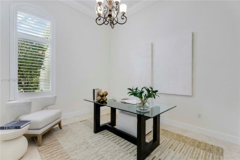 Villa ou maison à vendre à Palmetto Bay, Floride: 4 chambres, 350.33 m2 № 2042107 - photo 11