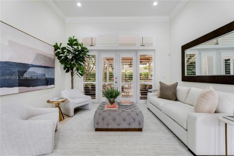 Villa ou maison à vendre à Palmetto Bay, Floride: 4 chambres, 350.33 m2 № 2042107 - photo 9