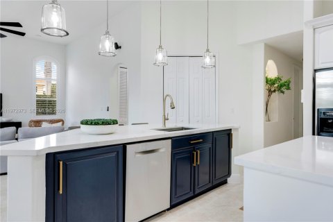 Villa ou maison à vendre à Palmetto Bay, Floride: 4 chambres, 350.33 m2 № 2042107 - photo 22