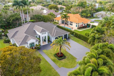 Villa ou maison à vendre à Palmetto Bay, Floride: 4 chambres, 350.33 m2 № 2042107 - photo 4