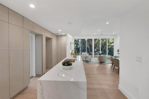 Купить виллу или дом в Майами, Флорида 3 спальни, 184.04м2, № 1456108 - фото 15